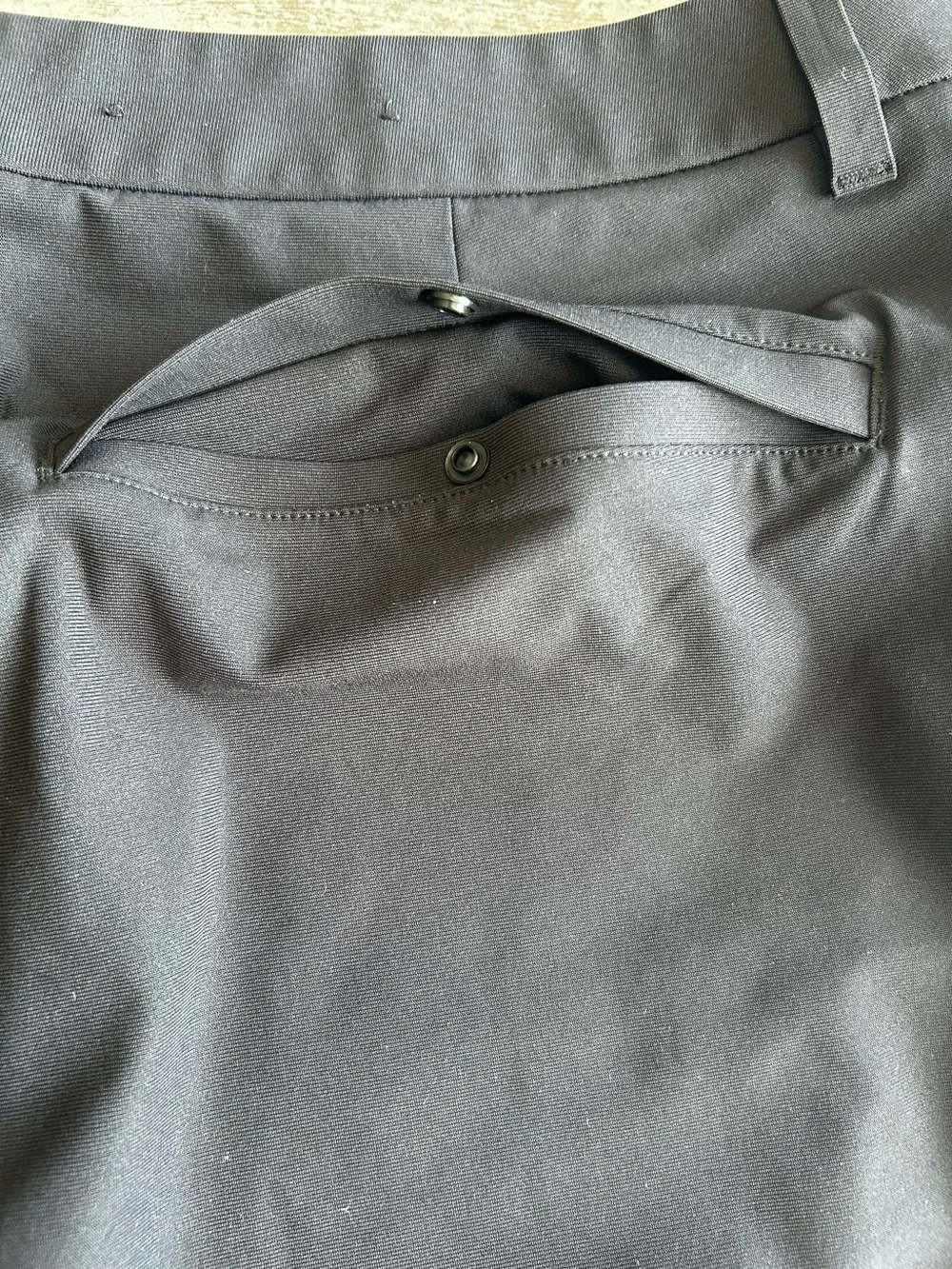 Lululemon ABC Classic-Fit Trousers Warpstreme Black 38x30 EUC Men’s
